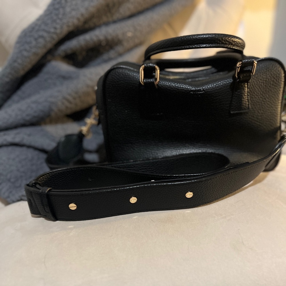 Barton Duffle bag by Angela Roi